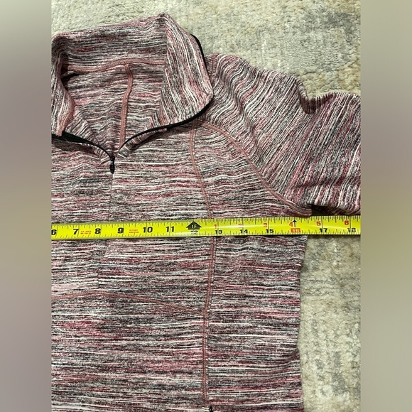 LULULEMON Runderful Zip Long Sleeve Shirt Jacket Space Dye Camo Berry Sz 8 M - Picture 10 of 11